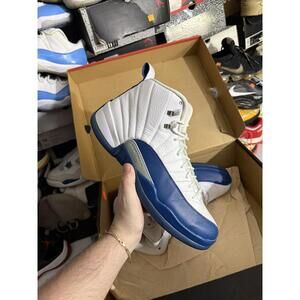 Jordan retro 12 french blue sz 13